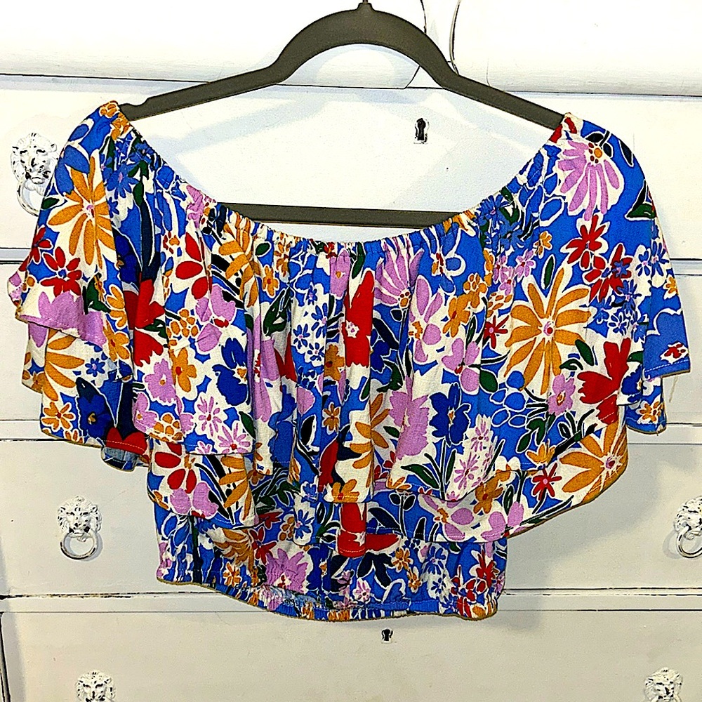 NWOT Bright flower print off the shoulder top Size Small